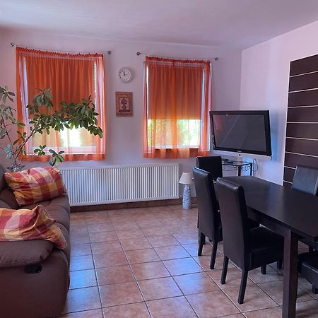Panni Vendeghaz Hotell Egerszalók Exteriör bild